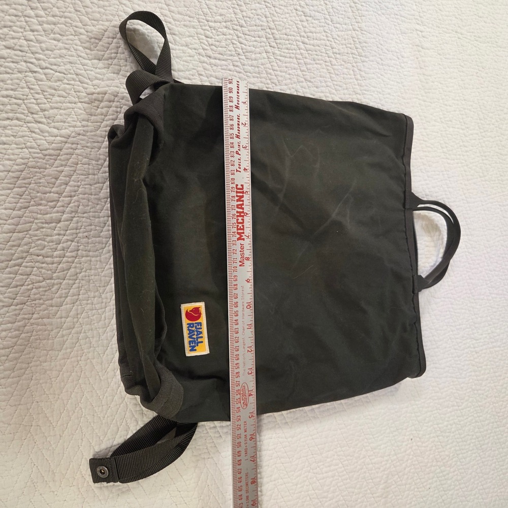 Fjallraven Totepack No. 1 Convertible Tote Backpack Dark Olive Green G-1000 - Picture 2 of 6